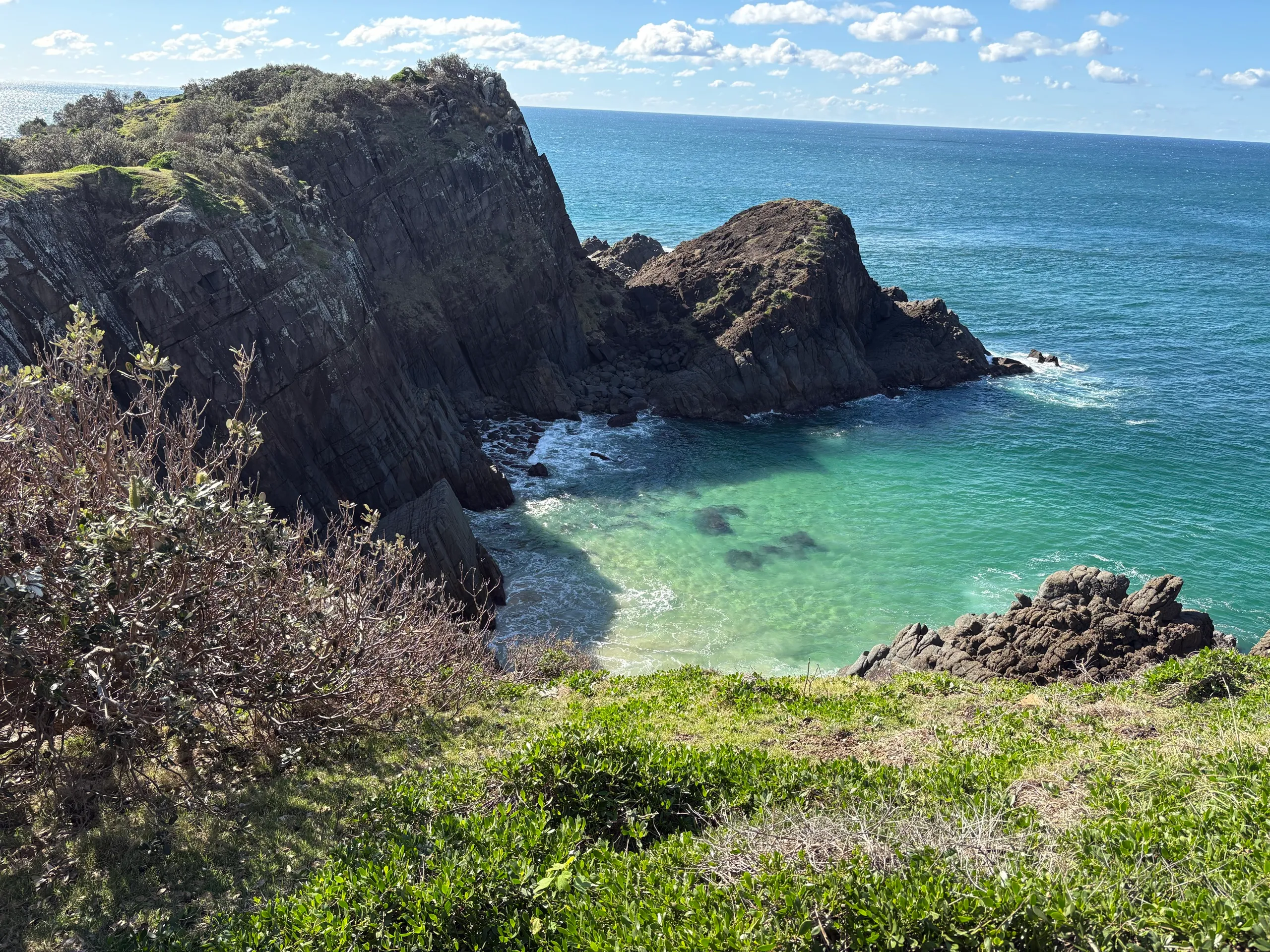 Turquoise cove below the cliffs at Korogoro Point, Hat Head, NSW