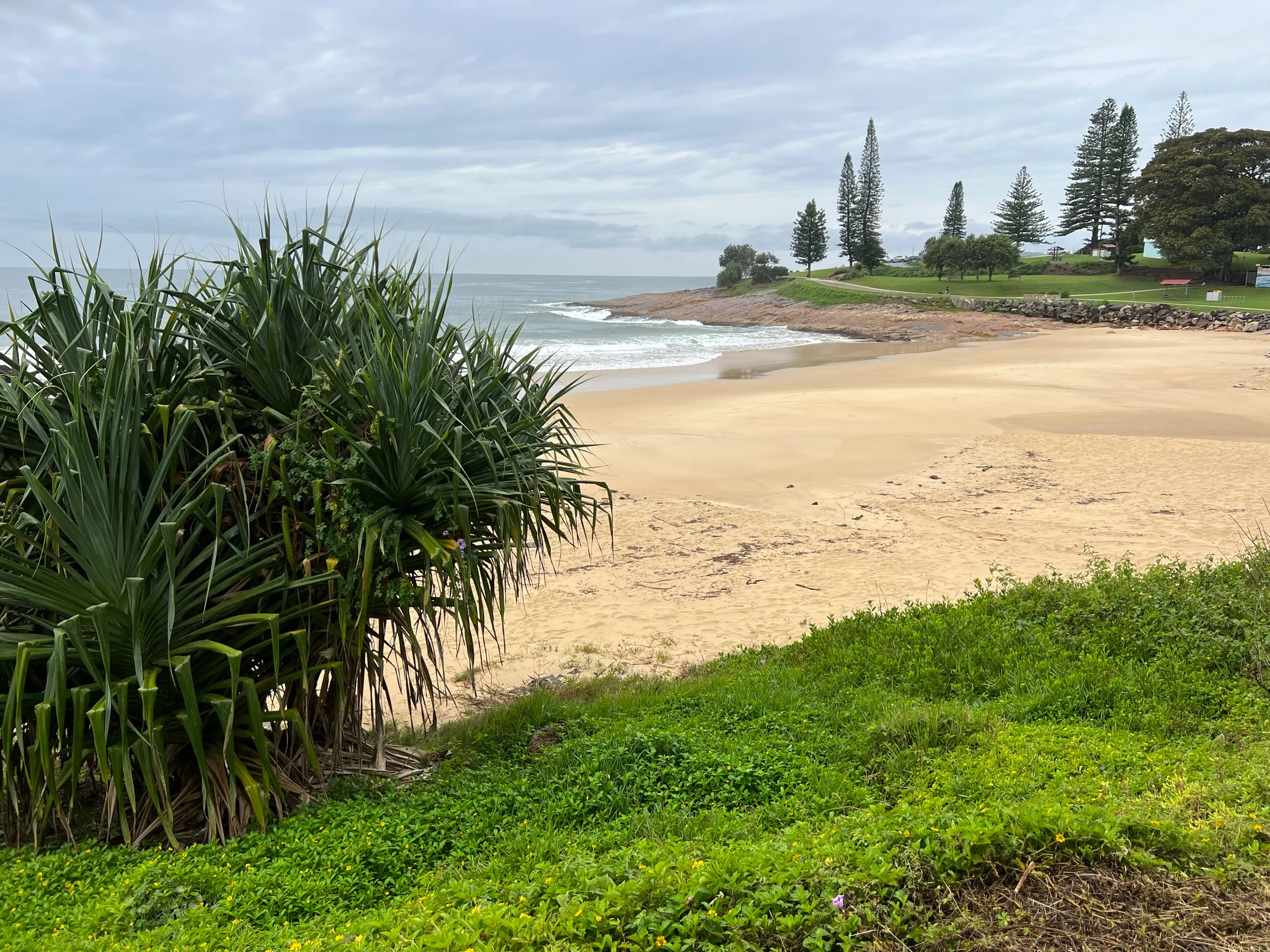Beachfront holiday house, Beach house in south west rocks
